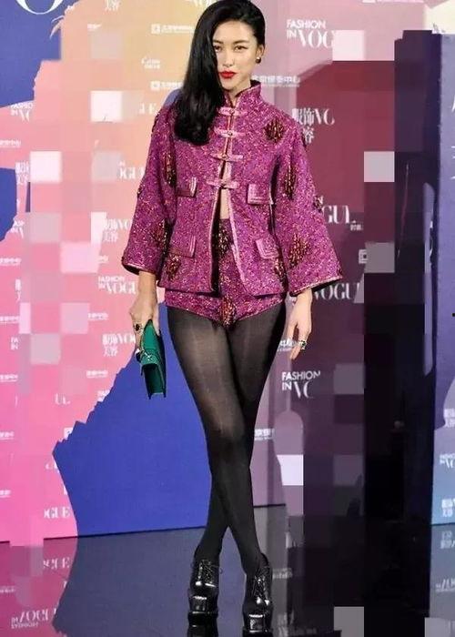 明星黑丝袜穿搭 热门大瓜每日必吃大瓜